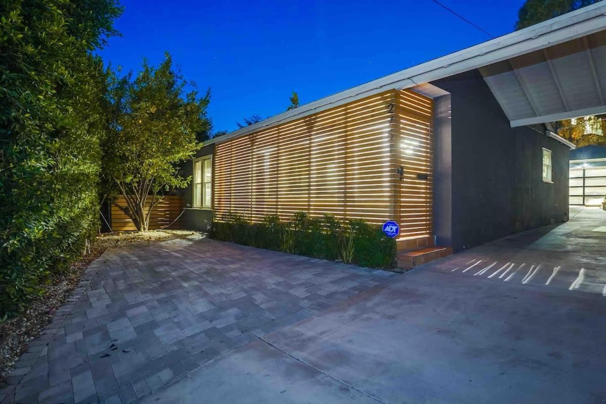Casa de férias Projector - Pool Table - 15min Dt - Pets Ok - Bbq Los Angeles